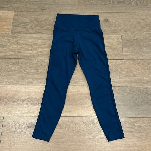 NIKE Yoga Luxe Turquoise Dri-Fit Infinalon 7/8 Active Workout Leggings Size‎ M - Picture 1 of 10